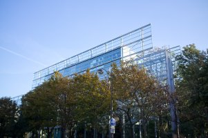 Le très beau bâtiment de la fondation Cartier
